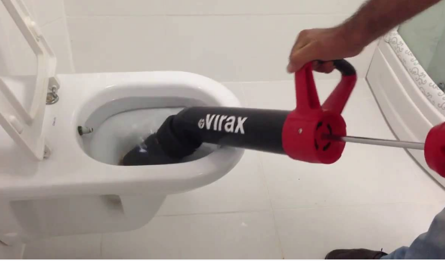 Şekerpinar'da Kırmadan Tıkanıklık Açma